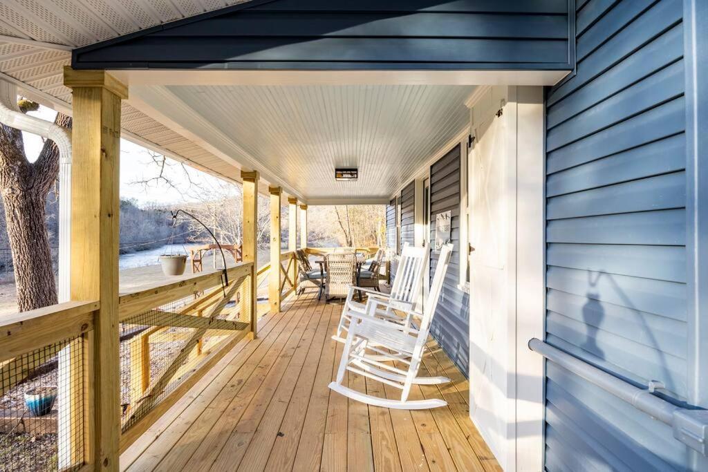 Riverside Relaxer W/Hot Tub+Fire Pit +Wifi & View แฟรงคลิน ภายนอก รูปภาพ